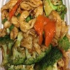 Best Chicken w. Broccoli in Kenton, OH